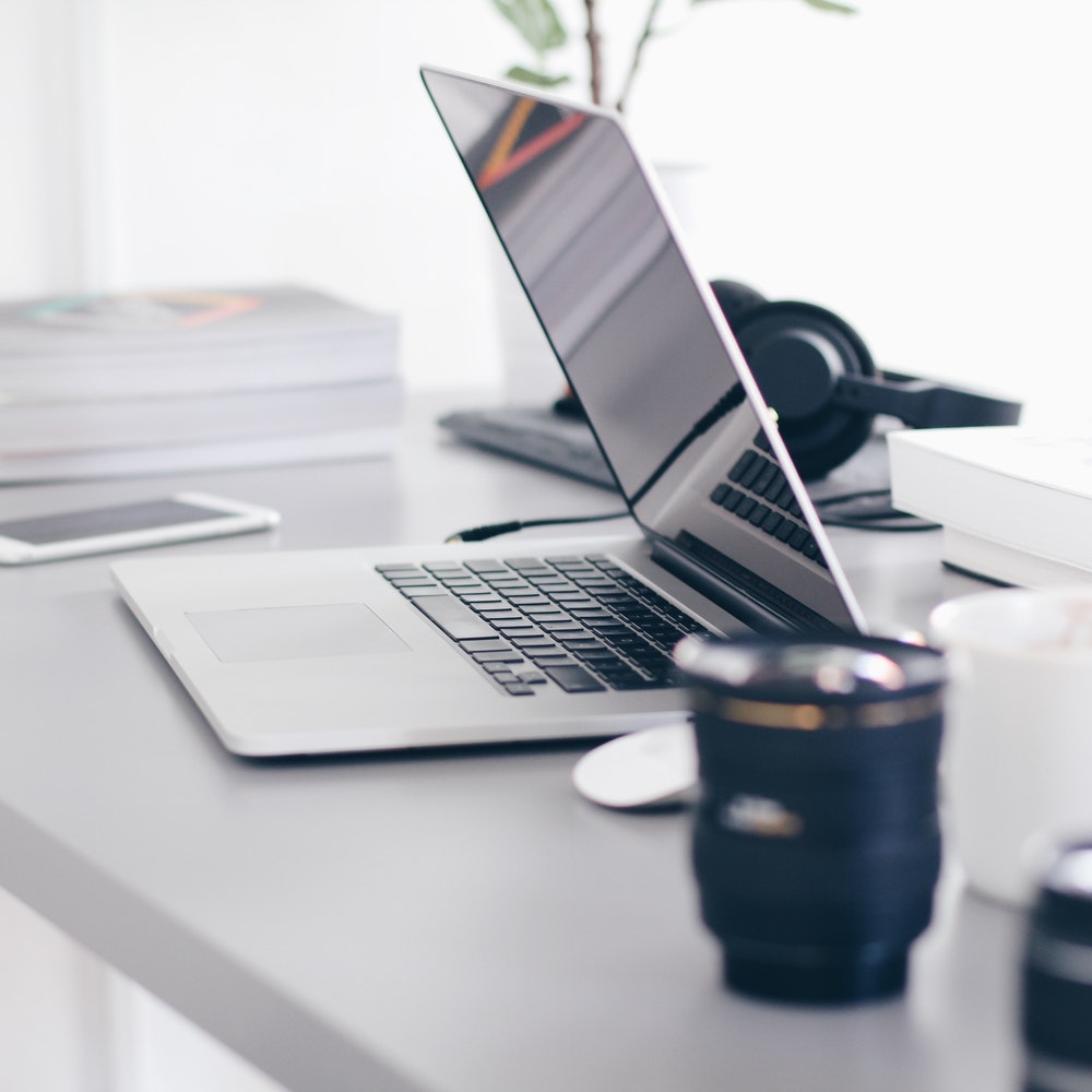 Trámites online con la Seguridad Social. ADGD266PO